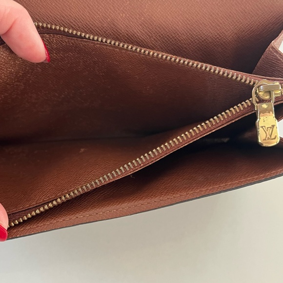 Louis Vuitton Monogram Sarah Wallet with Crossbody WOC Chain & Insert Included - Picture 12 of 16